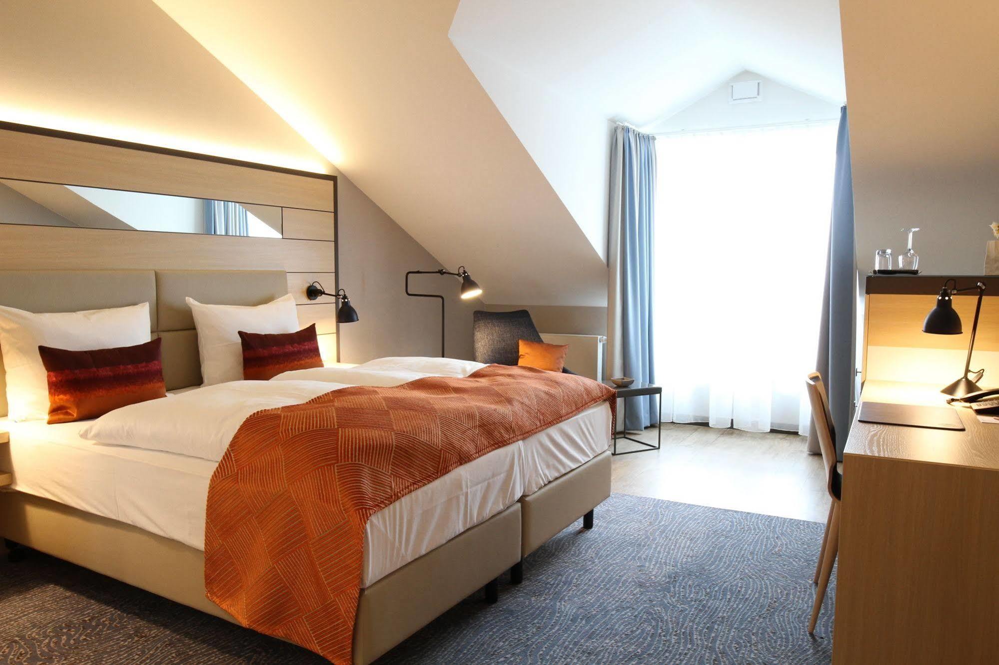 Hafenhotel Meereszeiten ไฮลิเกนฮาเฟิน ภายนอก รูปภาพ