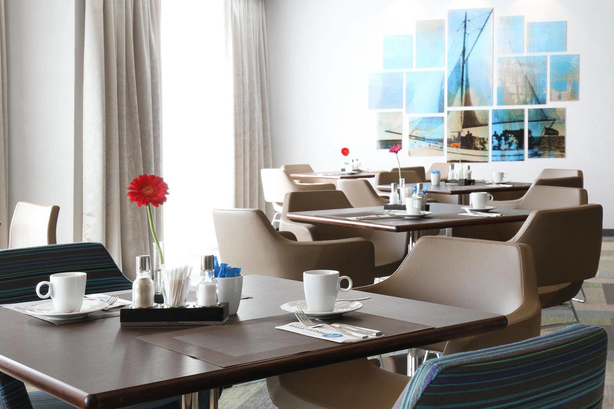 Hafenhotel Meereszeiten ไฮลิเกนฮาเฟิน ภายนอก รูปภาพ